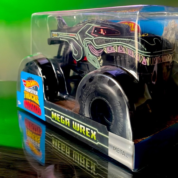 Mega Wrex Hot Wheels Monster Trucks - Picture 3 of 11
